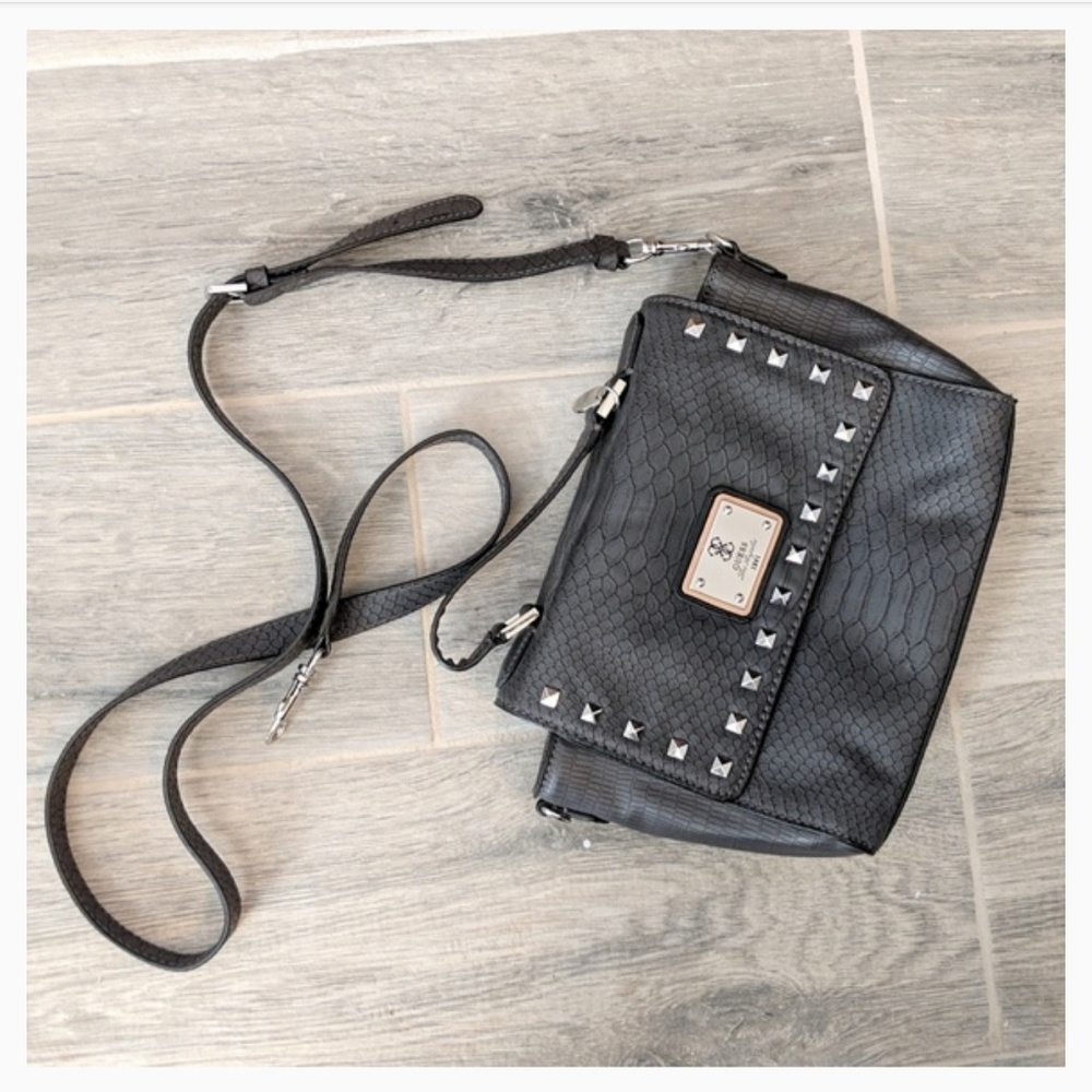 Guess Snakeskin Crossbody Handbag NWOT